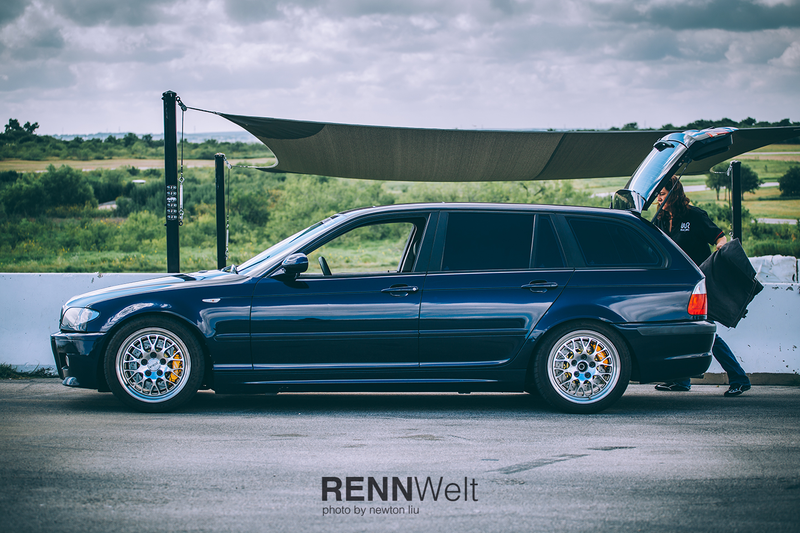 Illustration for article titled The World's Fastest Dog Rescue Vehicle - Juliann's E46 Touring